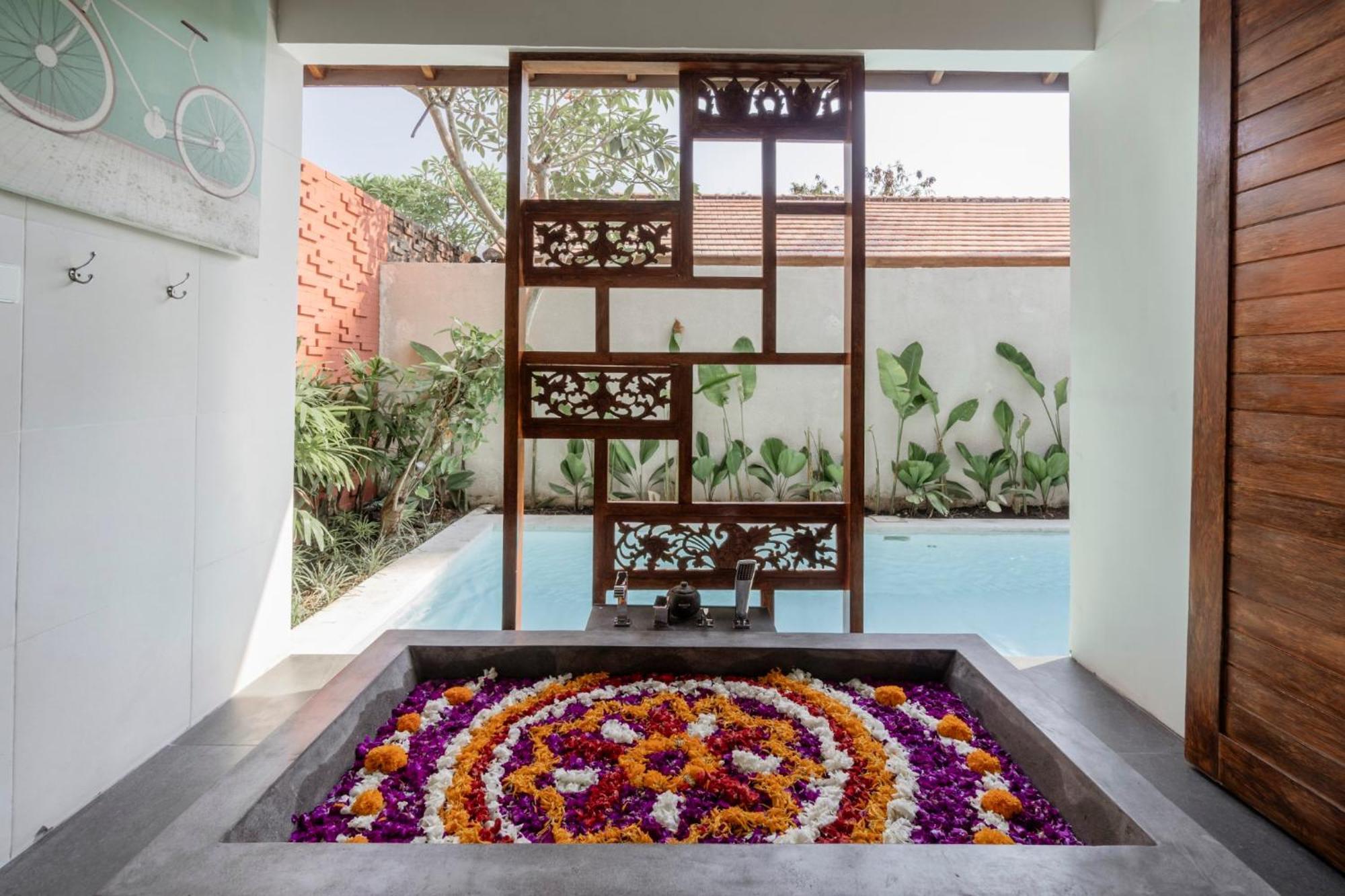 Manca Villa Canggu By Ini Vie Hospitality Exterior photo