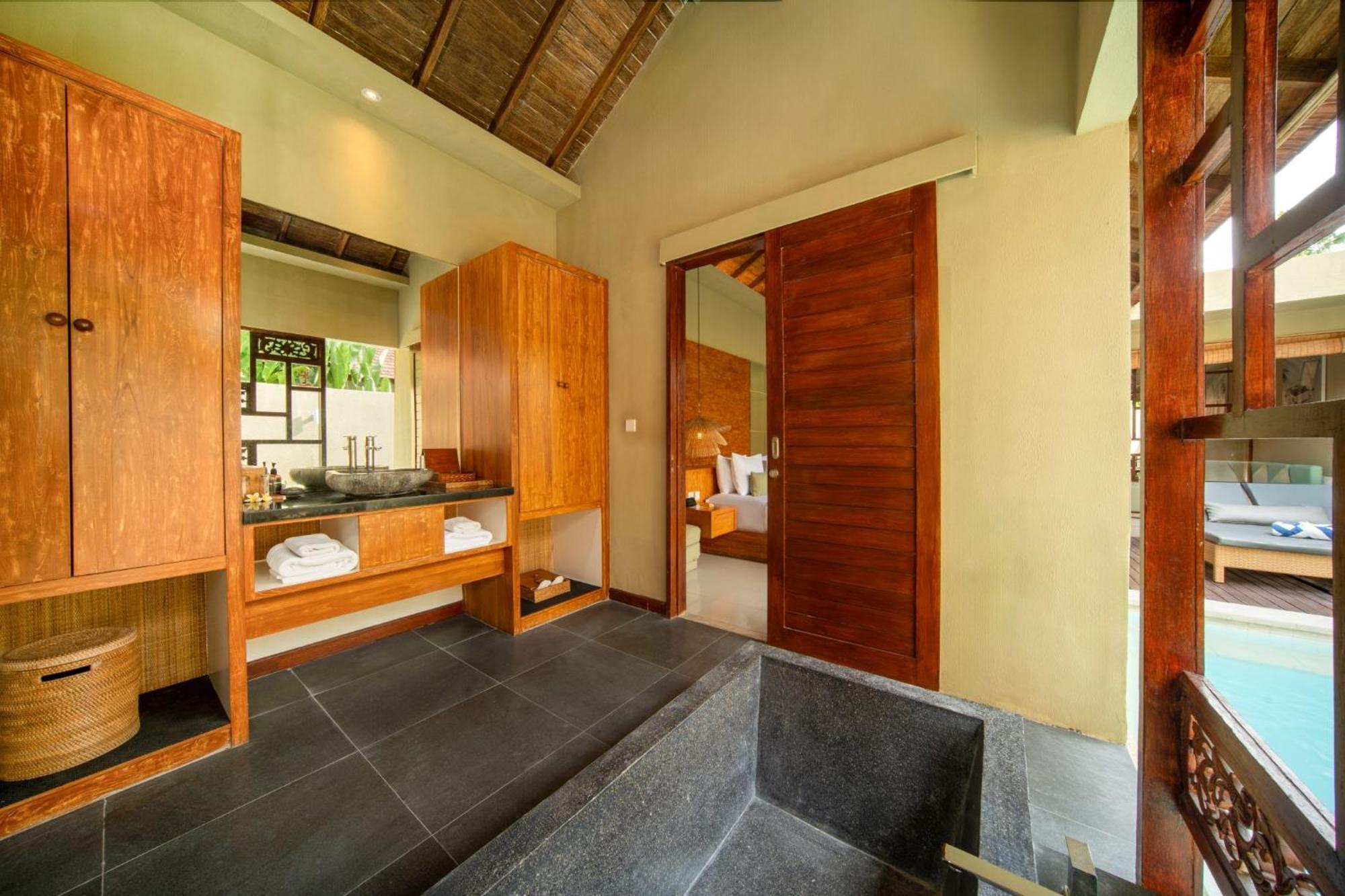 Manca Villa Canggu By Ini Vie Hospitality Exterior photo